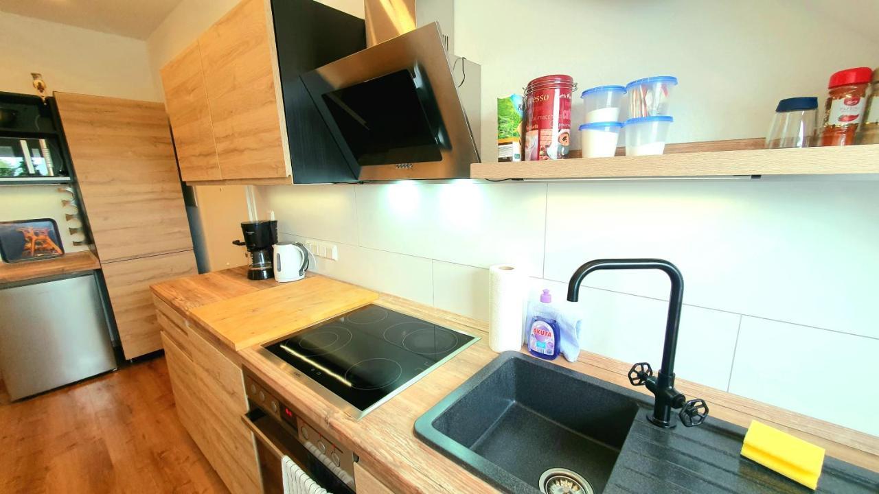Frankes City Sleep Apartment, 6 Einzelbetten Velbert Eksteriør billede