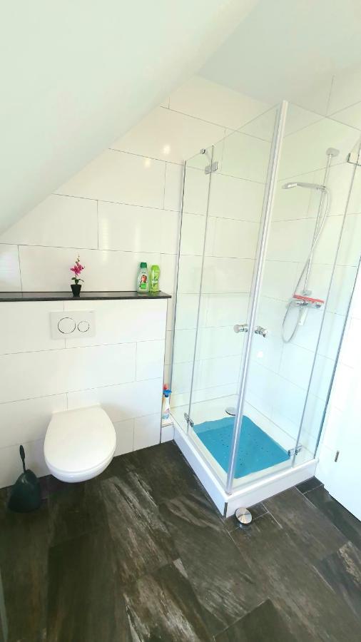 Frankes City Sleep Apartment, 6 Einzelbetten Velbert Eksteriør billede
