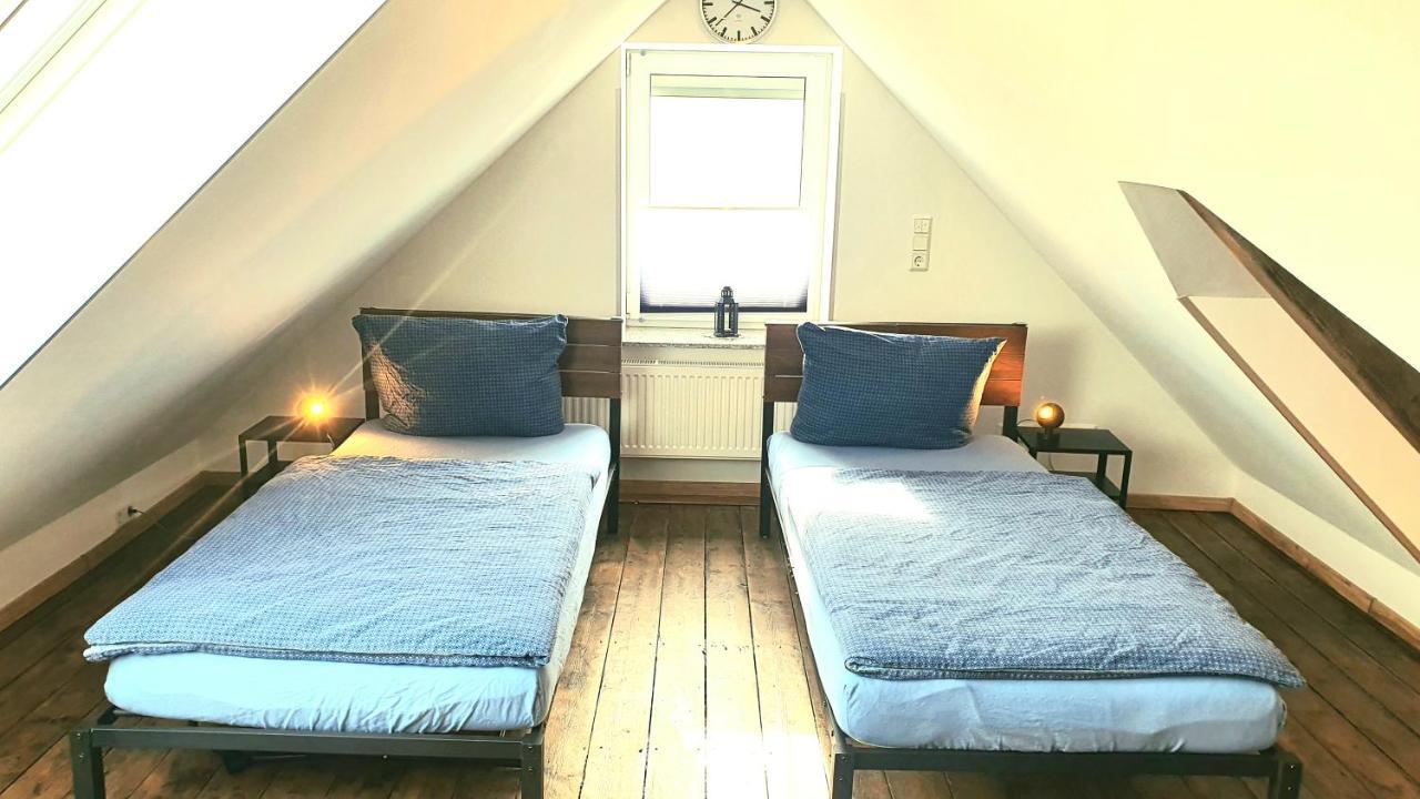 Frankes City Sleep Apartment, 6 Einzelbetten Velbert Eksteriør billede