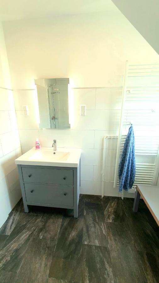 Frankes City Sleep Apartment, 6 Einzelbetten Velbert Eksteriør billede